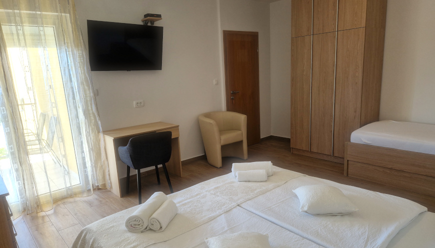 Apartment No. 4 Sea View, Captain's Club Banjol Rab